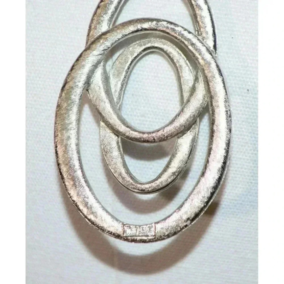 Crown TRIFARI Silver Tone Triple Loop Abstract Infinity Necklace Pendant Vintage - Picture 8 of 9